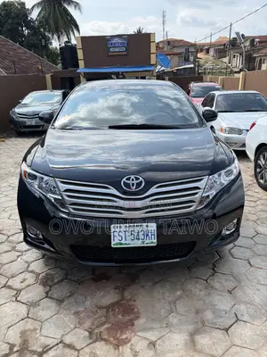 Toyota Venza 2010 Black