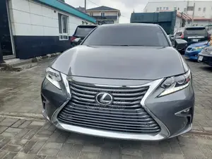 Lexus ES 2014 Gray
