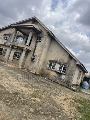 5bdrm Block of Flats in Area1 Estate, Abule Egba for sale