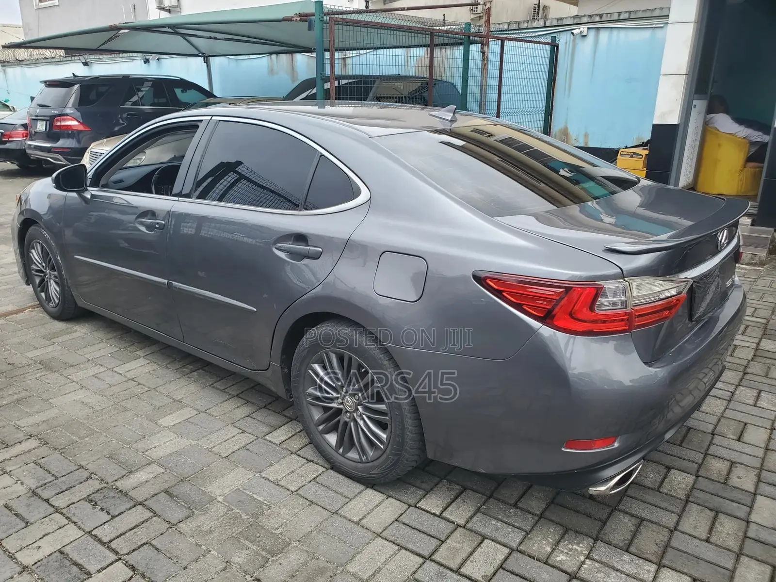 Lexus ES 2014 Gray