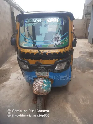 TVS King Deluxe Plus iTouch Start 2023 Yellow