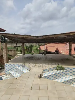For Sale: Over 5000sqm, Majerita Hotel, Iyana Adeoyo