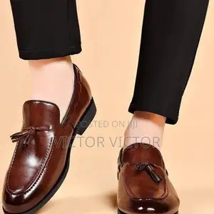 Victor Wears