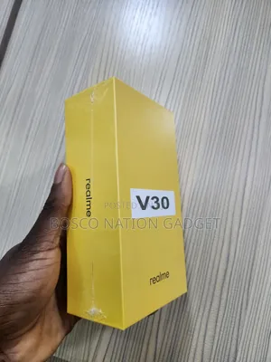 New Realme V30 128 GB Black
