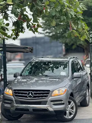 Mercedes-Benz M Class ML 350 BlueTEC 4Matic 2012 Gray
