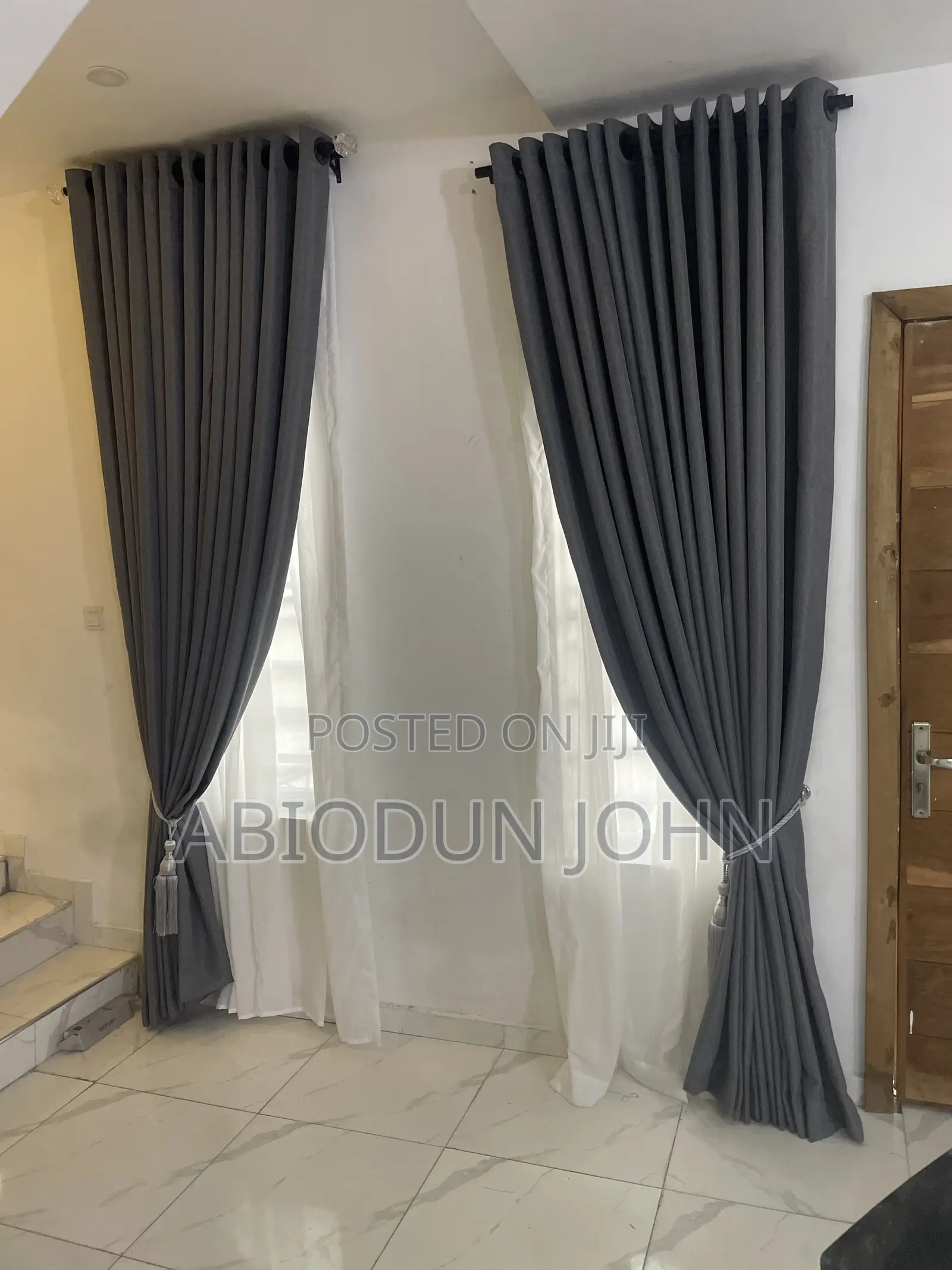 Luxury Stock Contains