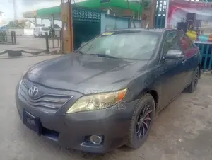 Toyota Camry 2009 Gray