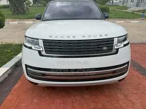 New Land Rover Range Rover Vogue 2023 White