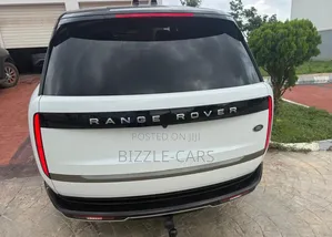 New Land Rover Range Rover Vogue 2023 White