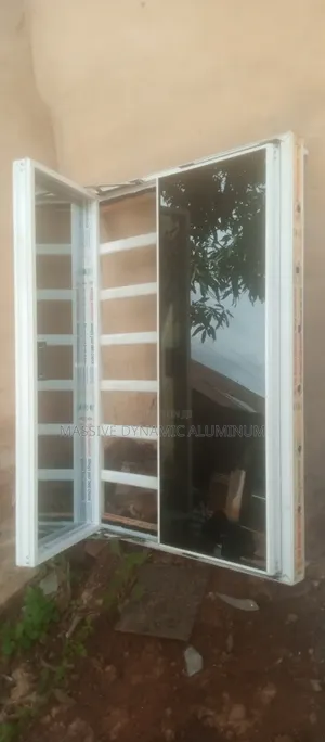 Frameless Window