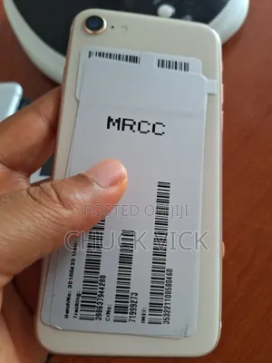 Apple iPhone 8 64 GB Gold