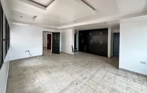 9bdrm Duplex in Off Cmd Road Magodo, GRA Phase 2 Shangisha for rent