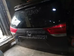 Complete Boot Toyota Seinna 2012 to 2018