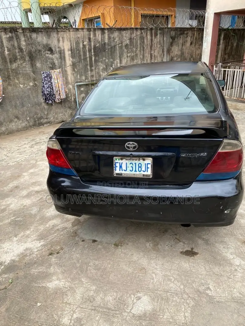Toyota Camry 2005 Black