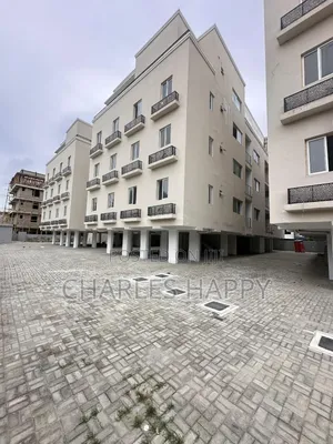 2bdrm Apartment in Salem Ikate, Lekki Phase 2 for sale