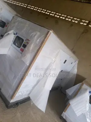 Perkins 350kVA Soundproof Generator for Commercial Buildings