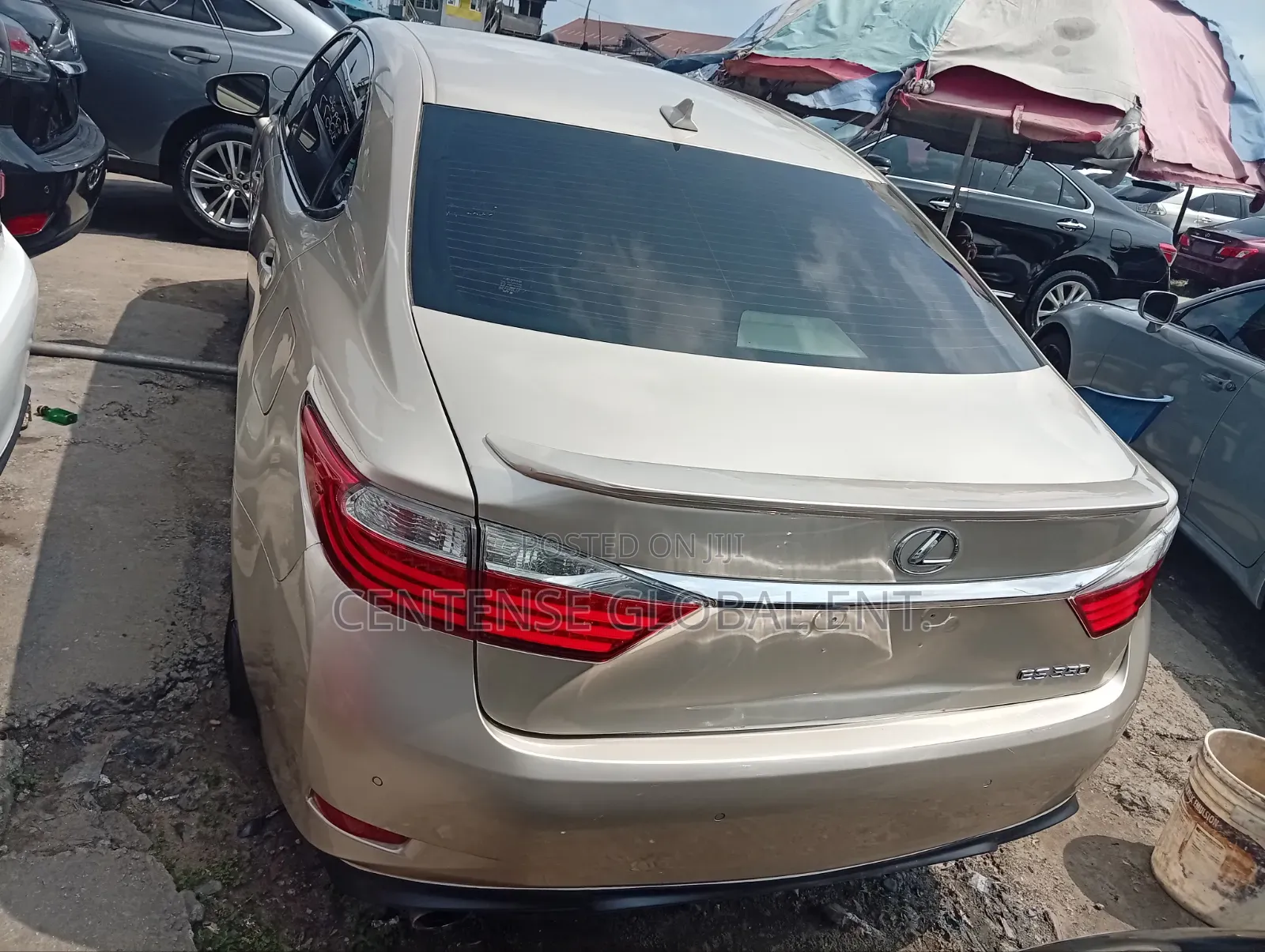 Lexus ES 2013 Gold