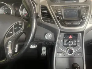 Hyundai Elantra 2015 Silver