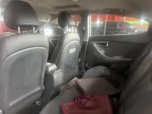 Hyundai Elantra 2015 Silver