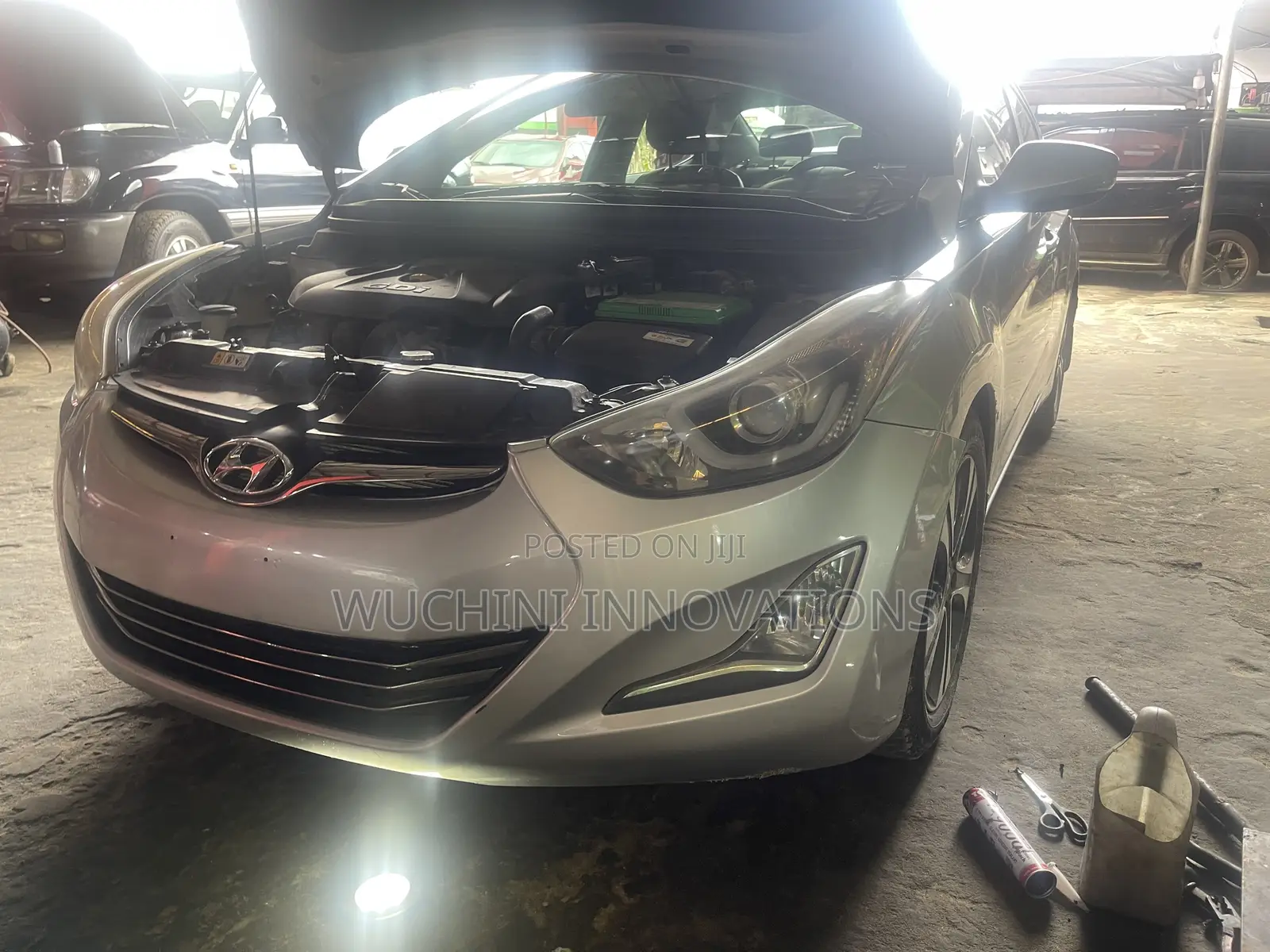 Hyundai Elantra 2015 Silver