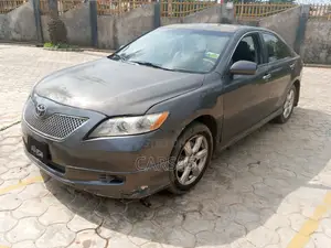 Toyota Camry 2009 Gray