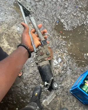 BMW E90 Engine Wiper