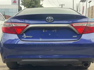 Toyota Camry SE 4dr Sedan (2.5L 4cyl 6A) 2016 Blue
