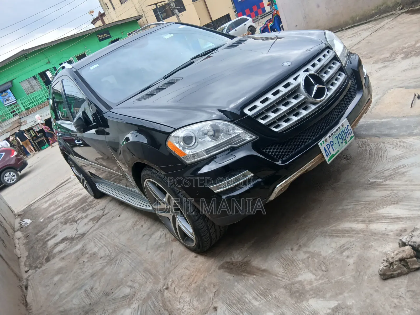 Mercedes-Benz M Class 2011 Black