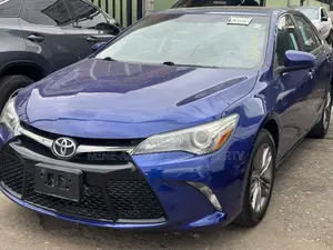 Toyota Camry SE 4dr Sedan (2.5L 4cyl 6A) 2016 Blue