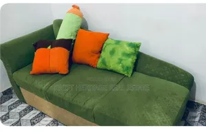 Neatly Used 4-Seater Fabric Sofa Set With 4 Throws Pillows