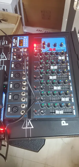 Yamaha F7 Mixer