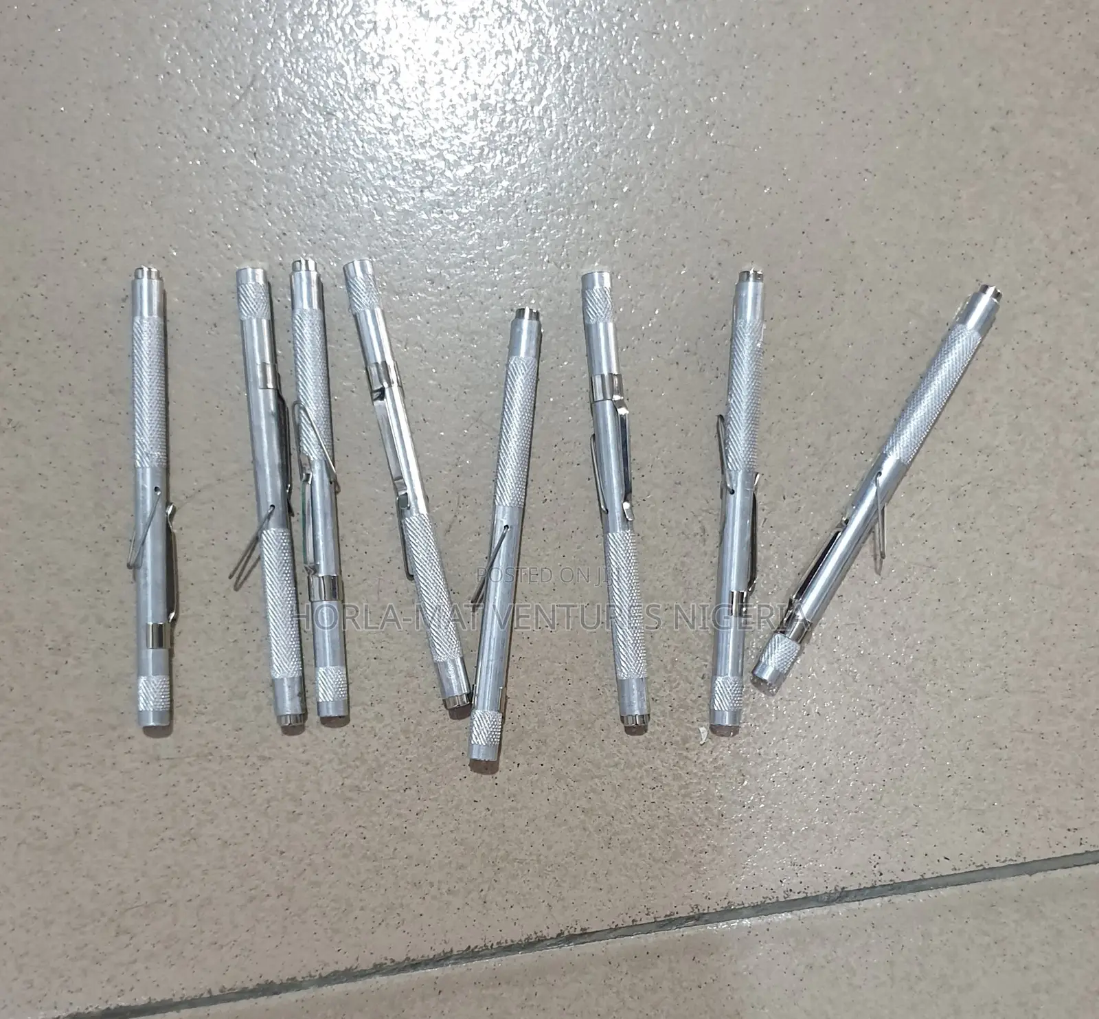 Pendulum Magnetic Pen