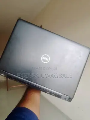 Laptop Dell Latitude 14 5480 8GB Intel Core i5 SSD 256GB
