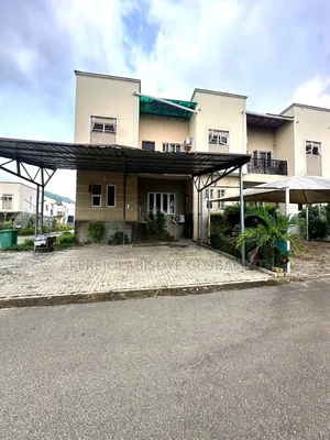 3bdrm Duplex in In An Estate, Life Camp for rent