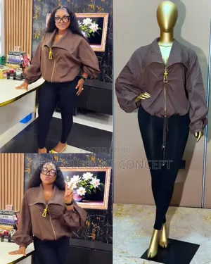 **oversized Zip-Up Jacket**