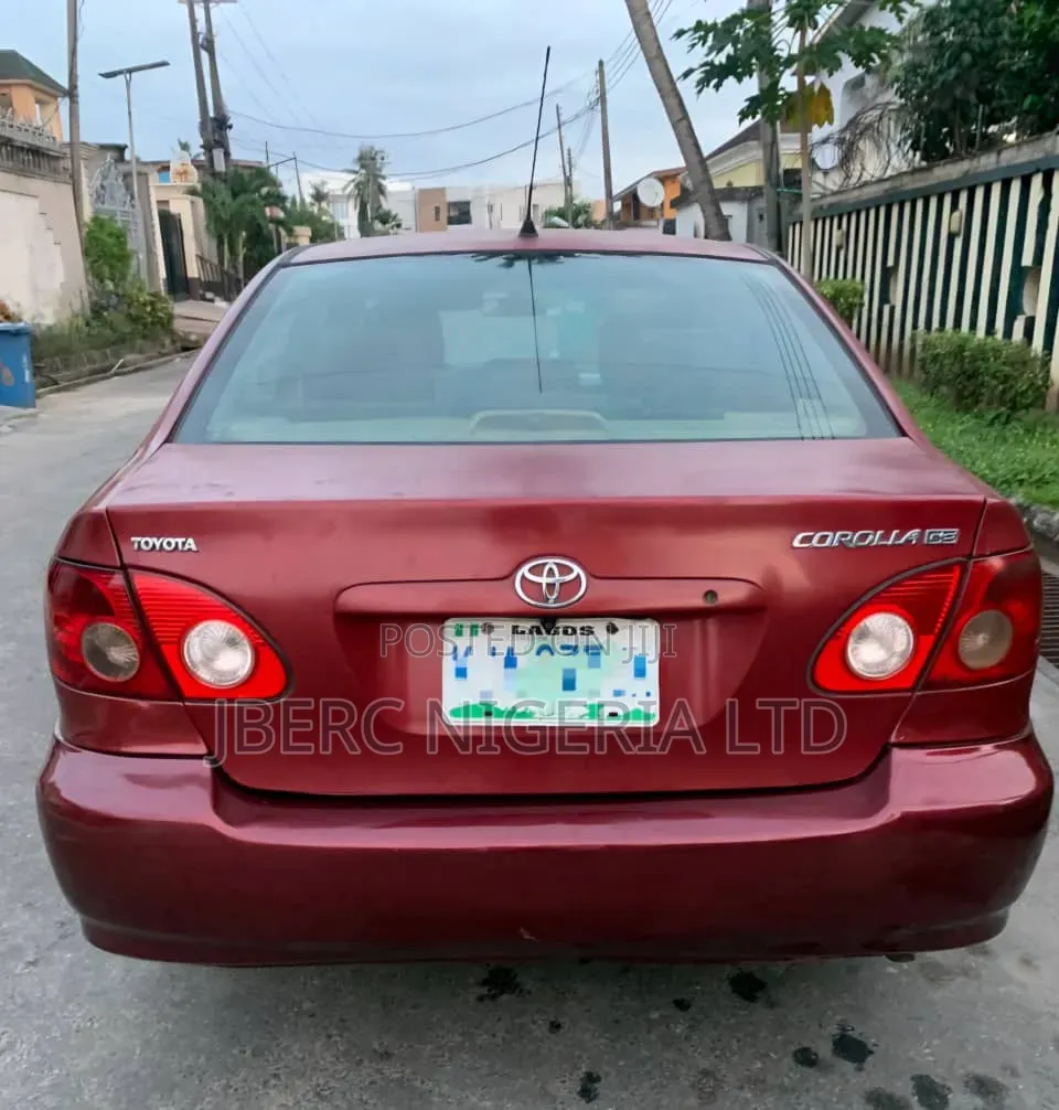 Toyota Corolla 2005 Red