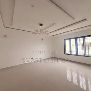 3bdrm Block of Flats in Apo Resettlement for rent