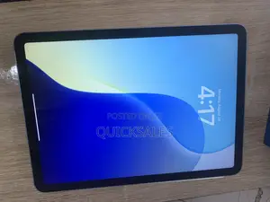 Apple iPad Air (2022) 64 GB Blue