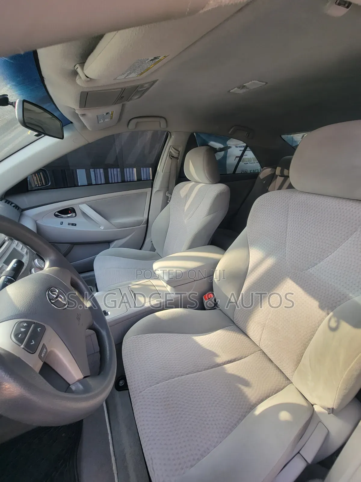Toyota Camry 2011 Silver