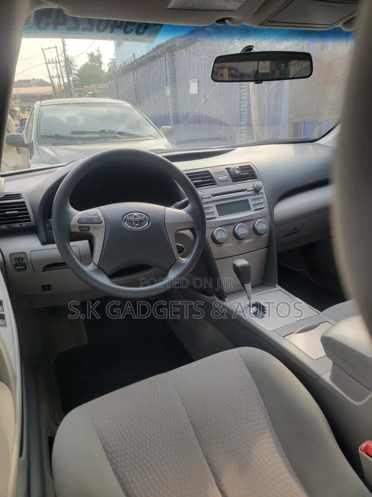 Toyota Camry 2011 Silver