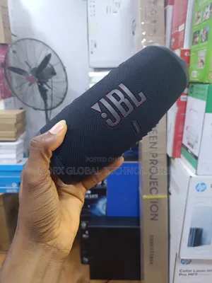 JBL Charge 5