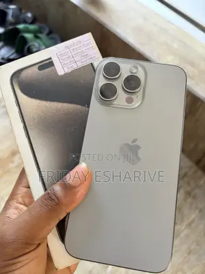 Apple iPhone 15 Pro Max 256 GB