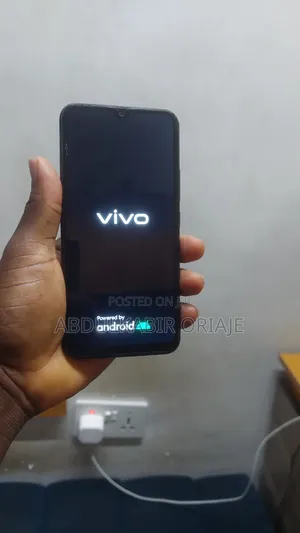 Vivo Y12 64 GB Blue