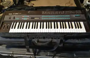 Yamaha DX7 Paino