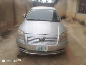 Toyota Avensis 2005 Silver