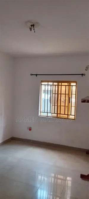 2bdrm Block of Flats in Sangotedo for rent