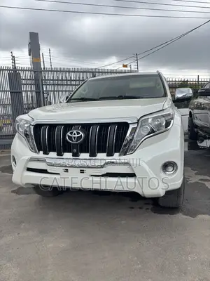 Toyota Land Cruiser Prado 2017 White