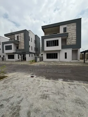 6bdrm Duplex in Katampe for sale