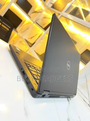 Laptop Dell Latitude 14 E5470 8GB Intel Core i5 SSD 256GB
