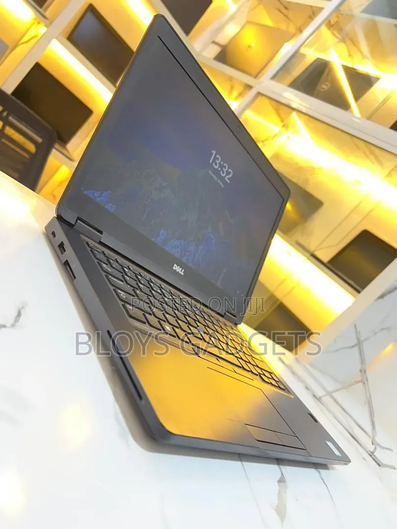 Laptop Dell Latitude 14 E5470 8GB Intel Core i5 SSD 256GB